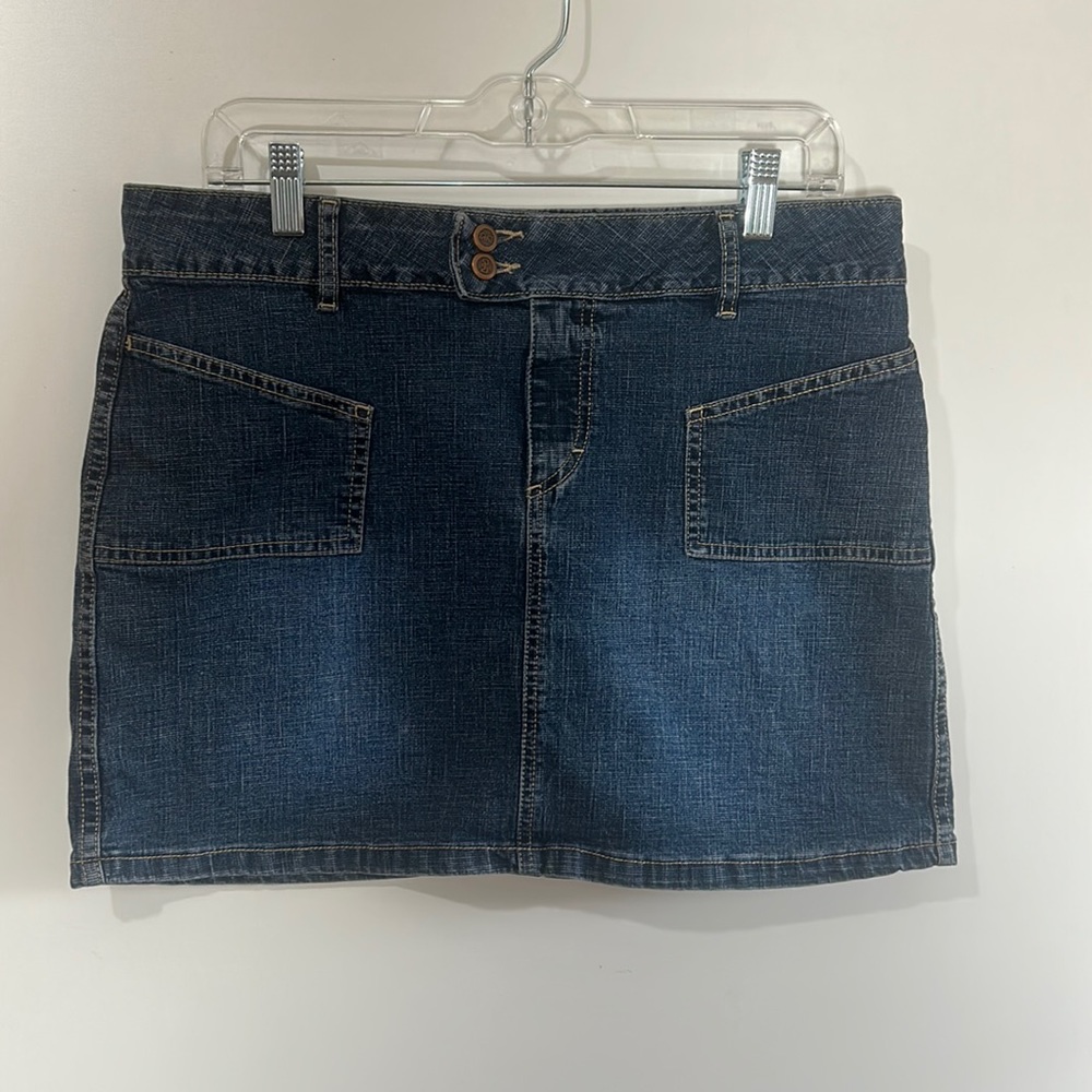 MOSSIMO DENIM MINI SKIRT FRONT ZIPPER FOUR POCKETS SIZE 11